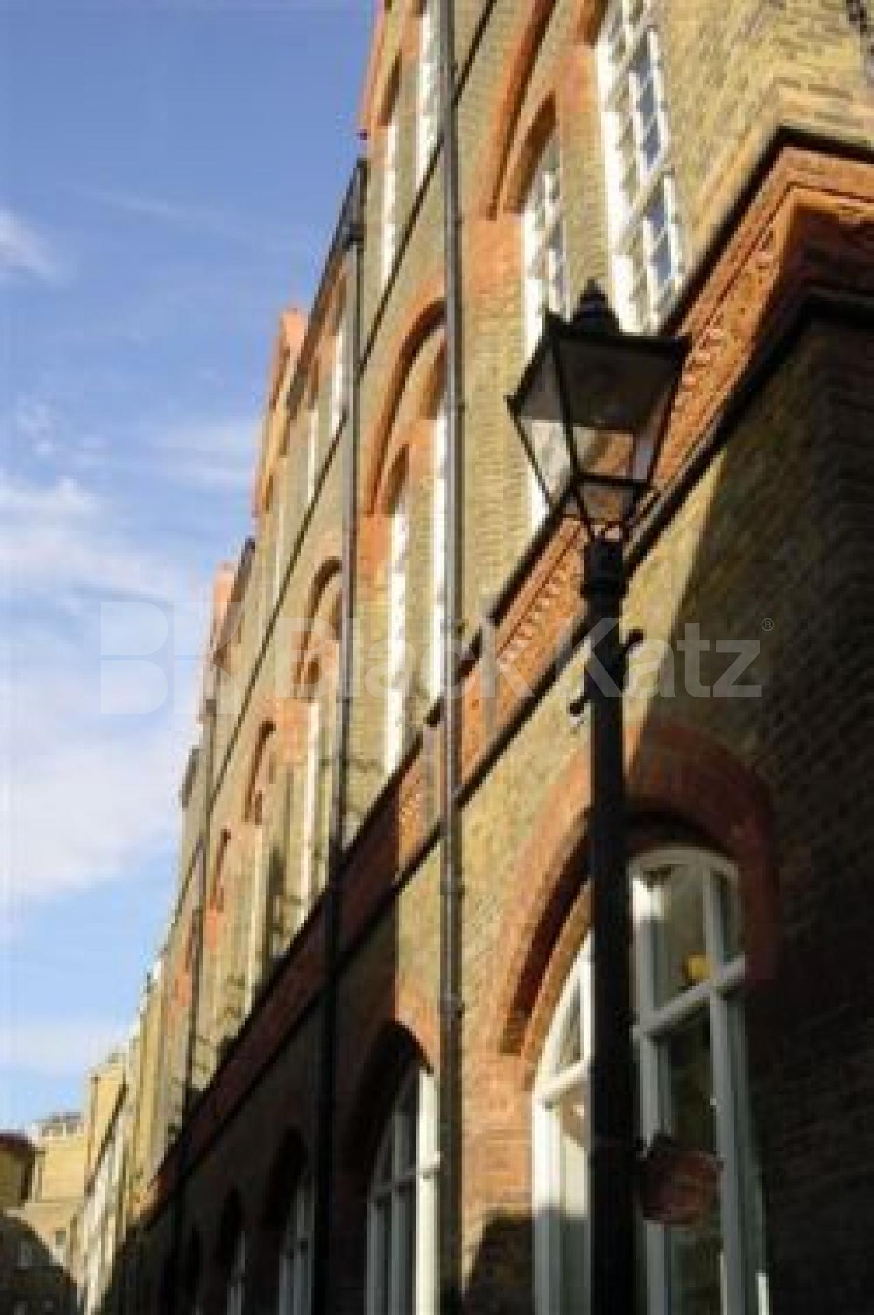 			Must be seen, 2 Bedroom, 1 bath, 1 reception Flat			 Hanway Place, SOHO/WEST END W1 W1T